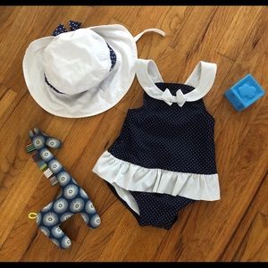💦 Janie & Jack Swimsuit and Hat